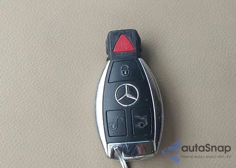 2011 Mercedes-Benz Ml 350 z USA, uszkodzony, nr VIN 4JGBB5GB2BA641019